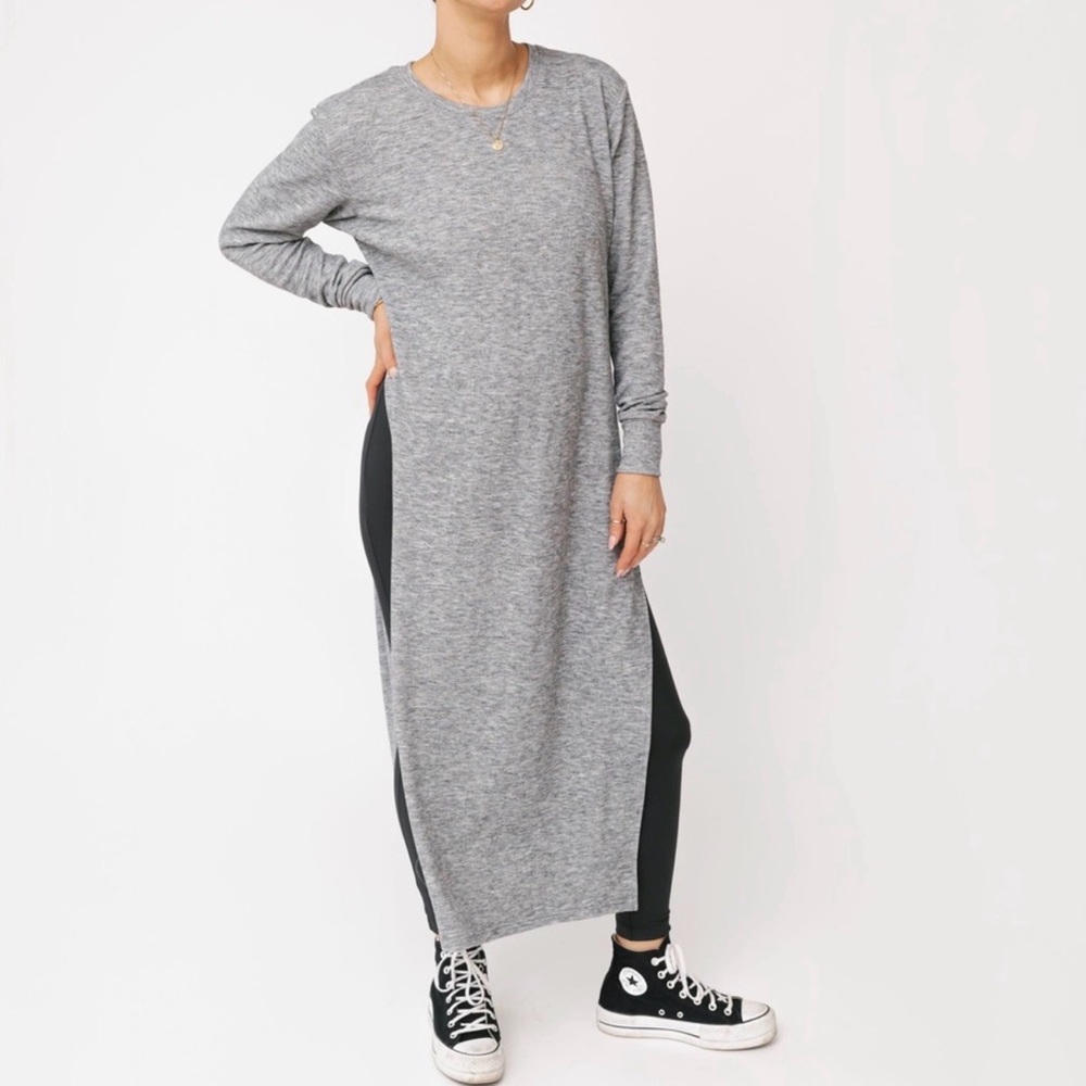 Smash + Tess Fog Gray Tunic Sweater size Small